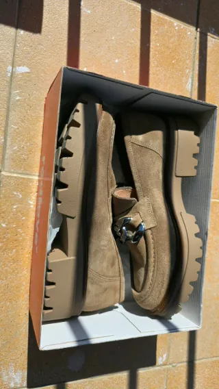 Botas serraje beige/marrón Talla 39. Tienda Querol