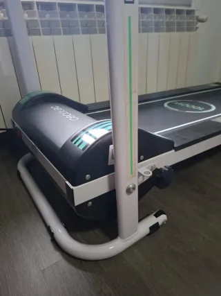 Cinta de Correr Cecotec 1000W (Badalona)