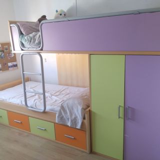 Literas tren con gran almacenaje