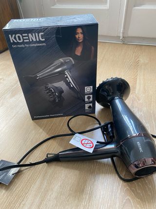Secador de pelo KOENIC negro