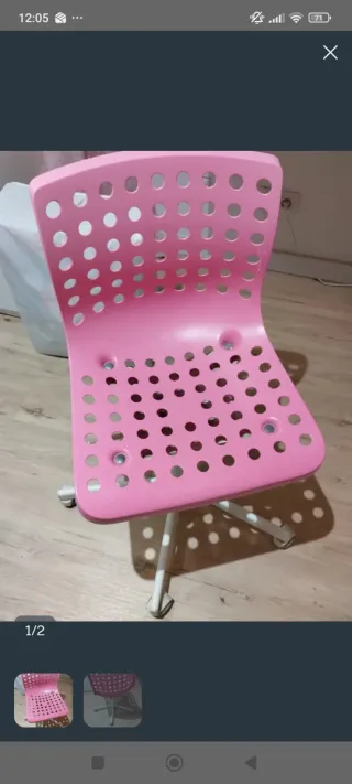Silla de escritorio rosa con ruedas