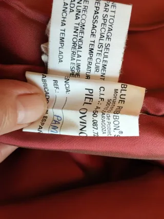 Abrigo de ante con capucha