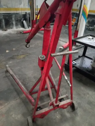 Pluma Hidráulica para Motores