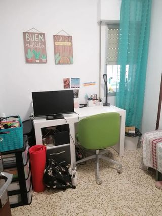 Alquilo habitación en piso de estudiantes