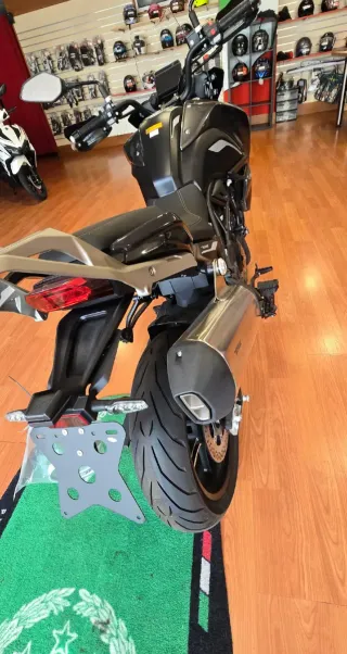 Benelli TRK 702 Asfaltica Negra