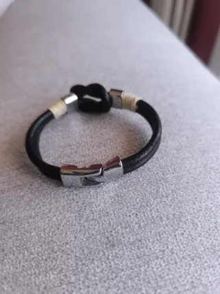 Pulsera cuero hombre cierre plateado