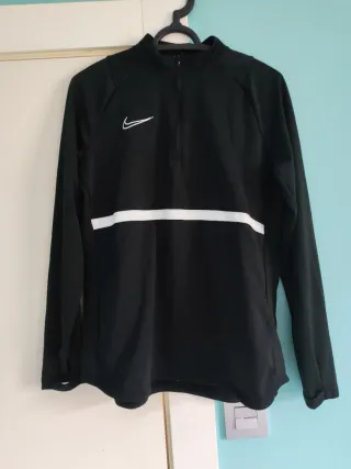 Sudadera Nike Negra Media Cremallera