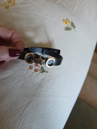 Pulsera Christian Dior cuero iniciales G y C