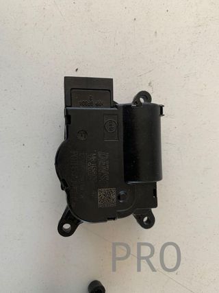 Motor apertura trampilla Climatizador jeep fiat