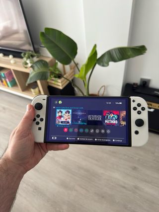 Nintendo Switch OLED Blanca y Negra