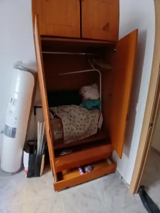 Armario de madera 2 puertas