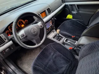Opel Vectra 2004