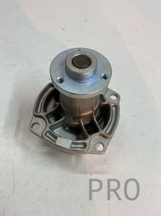 Bomba agua alfa romeo nueva