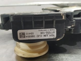 ELEVALUNAS TRASERO DERECHO TOYOTA AVENSIS (T27) 1