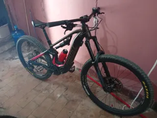 Bicicleta Eléctrica Ghost Montaña