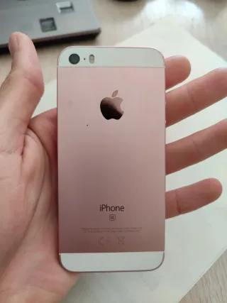 iPhone SE perfettamente funzionante