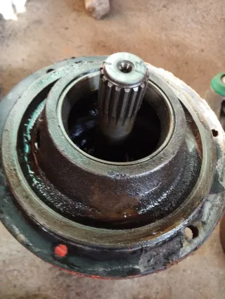 Mangones tractor pasquali 990