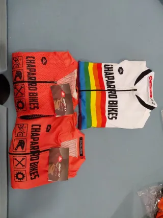 Lote 25 piezas Ropa Ciclismo/ deportiva