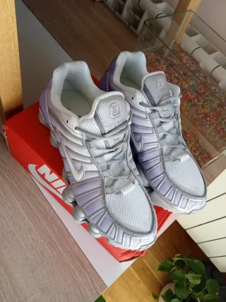 Zapatillas Nike Shox Mujer Morado Blanco