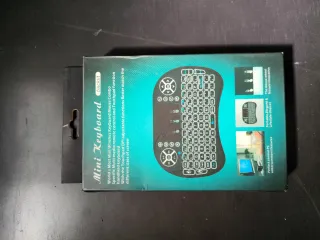 Mini tastiera wireless con touchpad