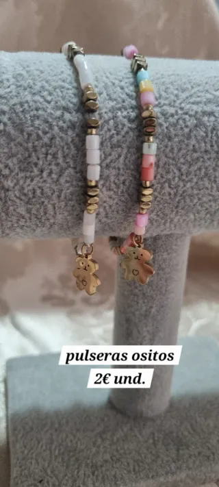 Pulsera elástica con osito