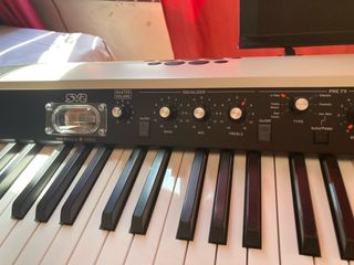 Teclado Korg SV2 Blanco 88 Teclas Vintage