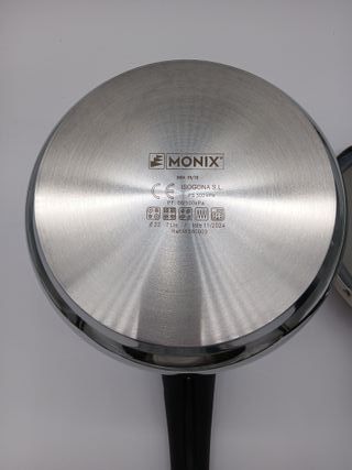 MONIX Quick Olla Express de 7 Litros, Fabricada en Acero Inoxidable, con Triple Sistema de Seguridad y 2 Niveles de Presión, Apt