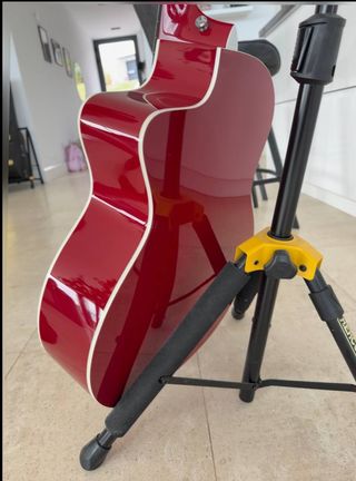 Guitarra Taylor 214ce RED DLX + Estuche