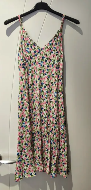 Vestido estampado floral tirantes ajustables