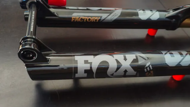 🆕2024 FOX 38 FACTORY GRIP2 29" 150MM NUEVA