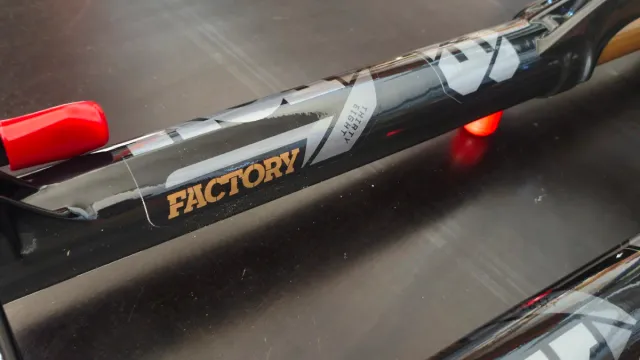 🆕2024 FOX 38 FACTORY GRIP2 29" 150MM NUEVA
