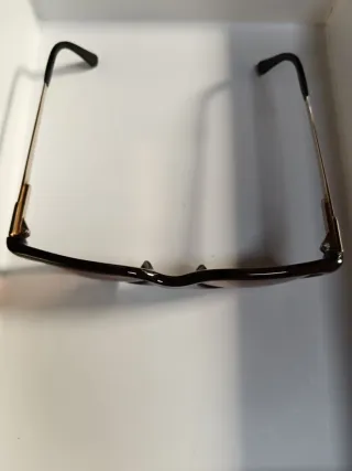 Occhiali da sole vintage marroni e oro