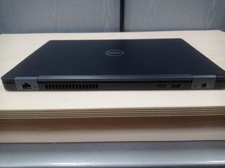 Portátil Dell Latitude 5590 15,6
