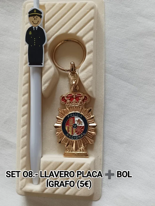 Colección 60 Insignias Policía Nacional