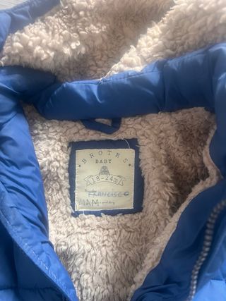 Abrigo infantil azul con forro de borreguito