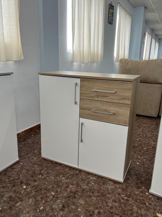 Barato aparador moderno con 2 puertas y 2 cajones