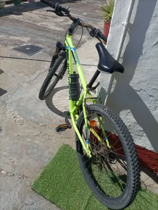 Bicicleta Rockrider niño buen estado
