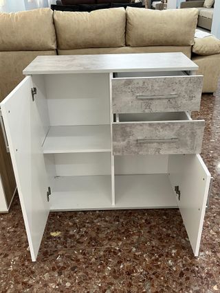 Chollo aparador con 2 puertas y 2 cajones