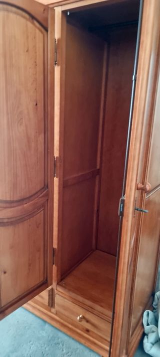 Armario de madera 1.70 ancho x 2.12 alto