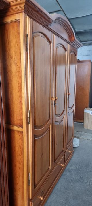 Armario de madera 1.70 ancho x 2.12 alto