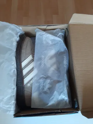 Adidas Spezial Beige/Blanco Nuevas