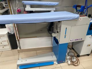 Plancha industrial con vaporizador