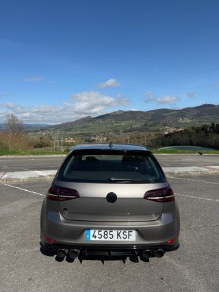 Volkswagen Golf 7 R300
