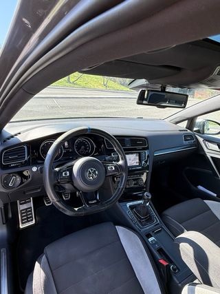 Volkswagen Golf 7 R300