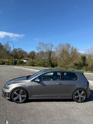 Volkswagen Golf 7 R300