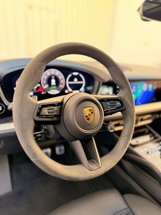 Porsche Cayenne 2024 519cv