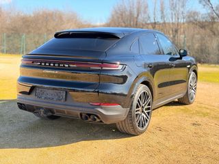 Porsche Cayenne 2024 519cv