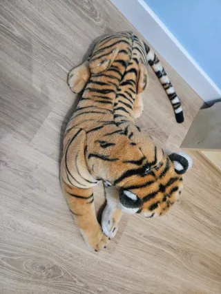 Tigre de peluche grande