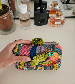 Bolso de mano Zara bordado