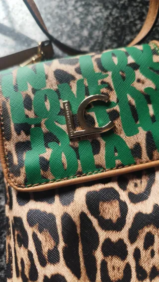 Bolso leopardo con logo Lola Casademunt